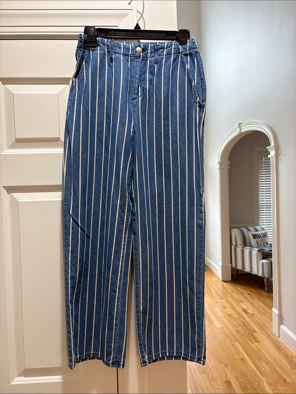 L’Agence Zayne Crop Pants - Size 25 (equivalent to 0 or XS) - NWOT